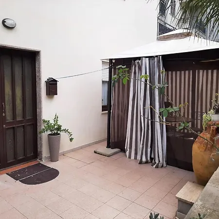 Apartment A Few Minutes From The Sassi Of *